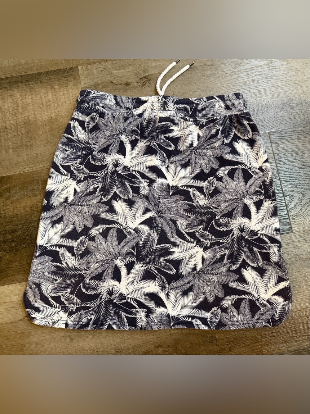 Talbots Palm Leaf Pull On Drawstring Elastic Waist Skirt Size Small Pockets - Picture 10 of 13